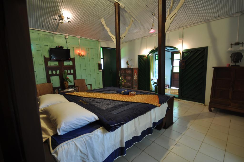 Ayutthaya Bouchic Hostel מראה חיצוני תמונה